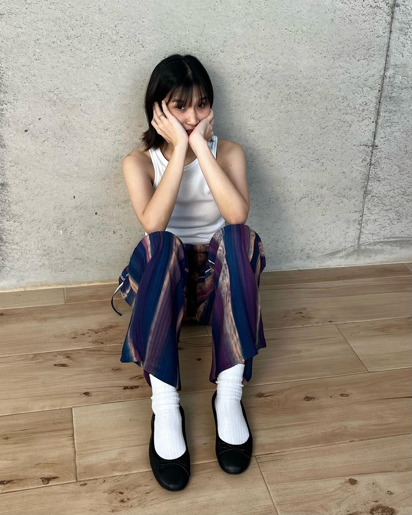 Easy Tucks Bootcut Pants