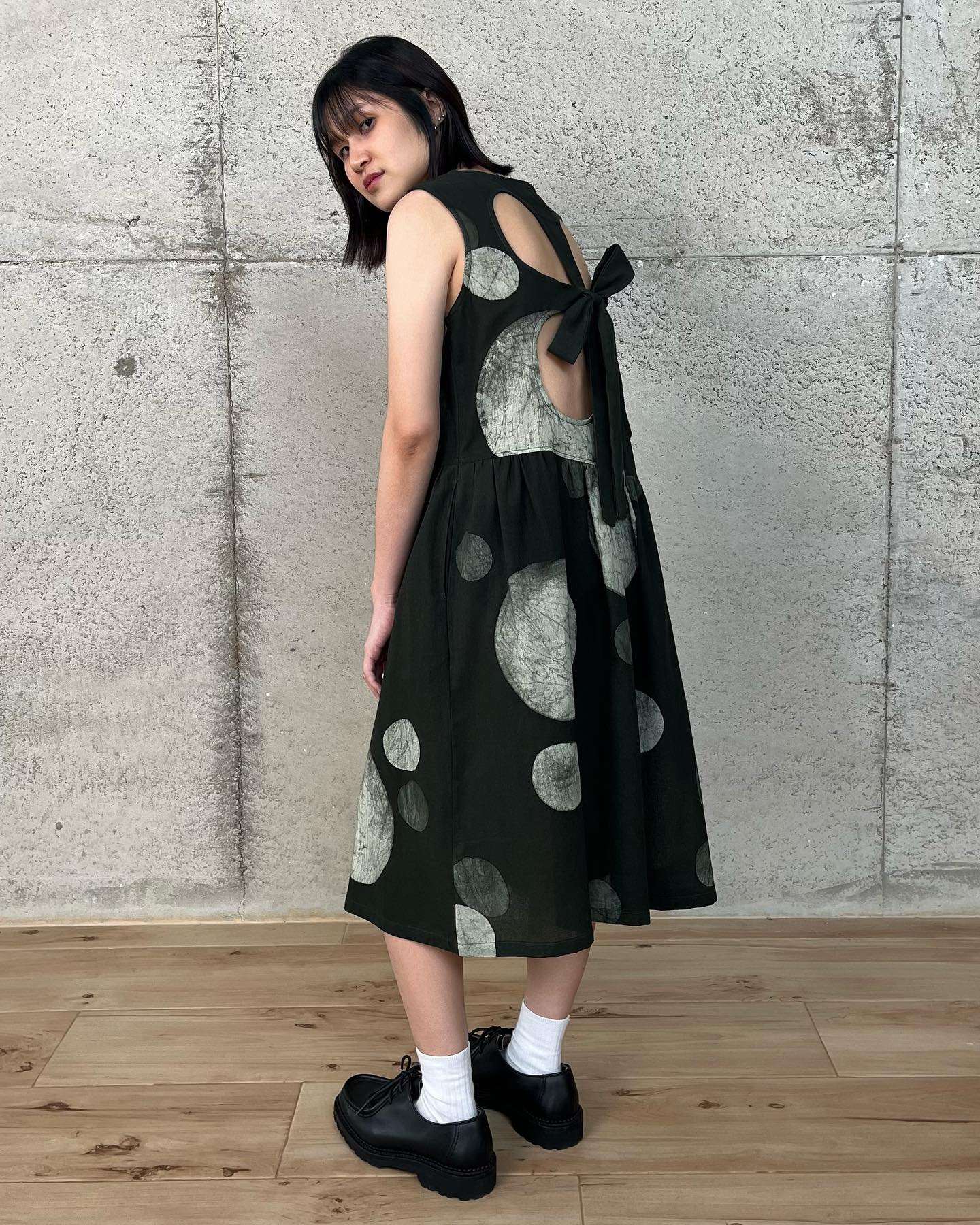 Dark Green Dot Flower Tie-Back Dress