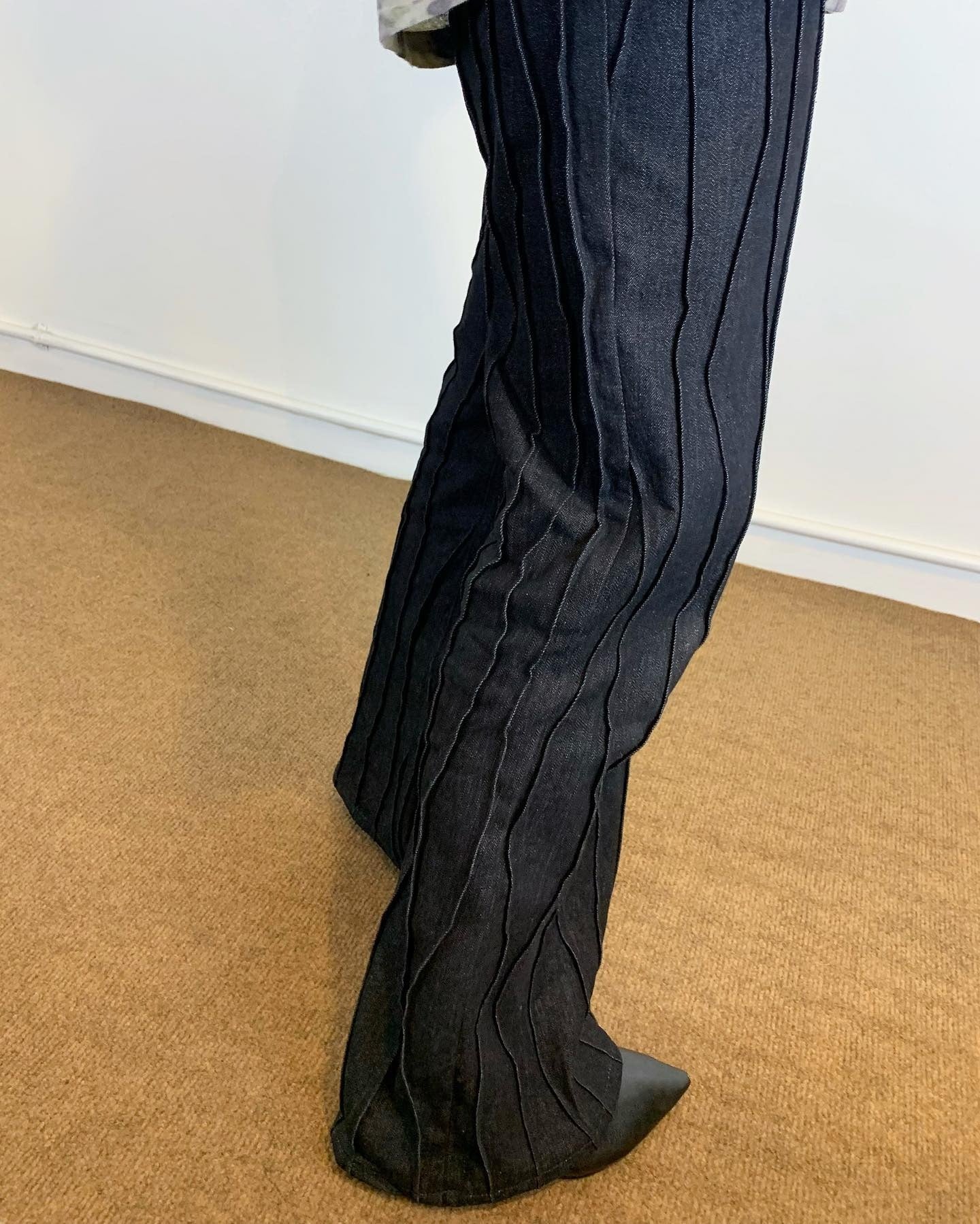 Wave Tucks Bootcut Jeans